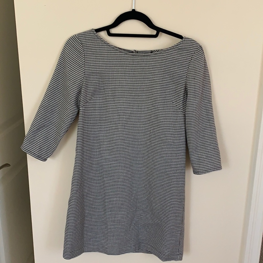 Preppy Dress: 1 Hrs Left